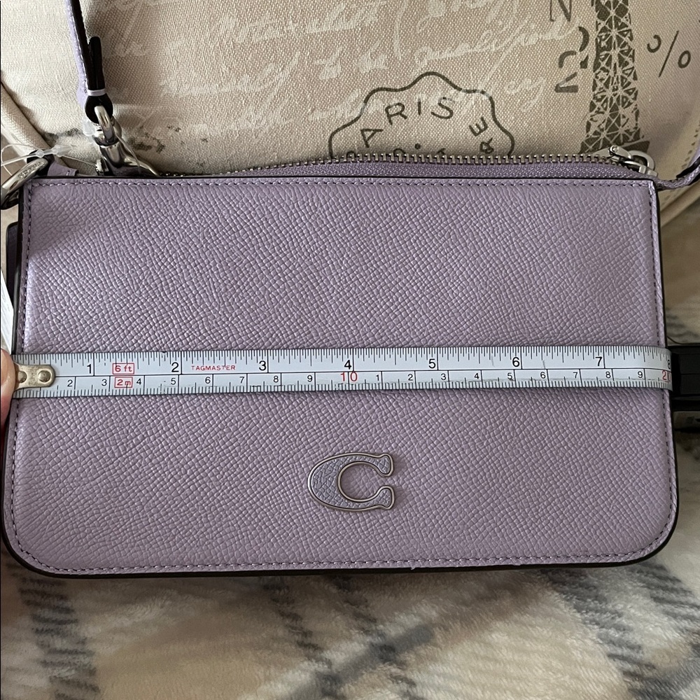 Coach Pouch Bag 💼 - Picture 9 of 10